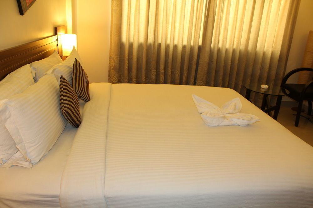 Capital O 14972 Hotel Ekaa Bangalore Esterno foto