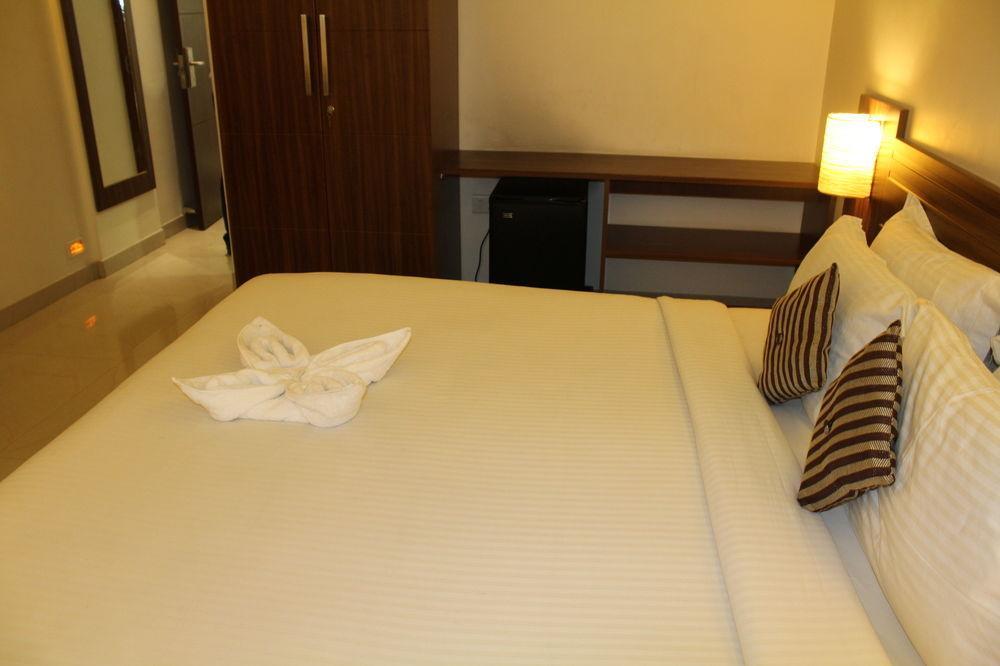 Capital O 14972 Hotel Ekaa Bangalore Esterno foto
